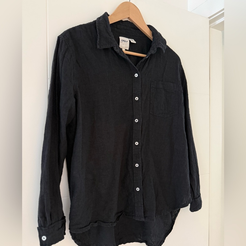 ONLY Linen Blend Button Down Shirt, size small. - Picture 2 of 8